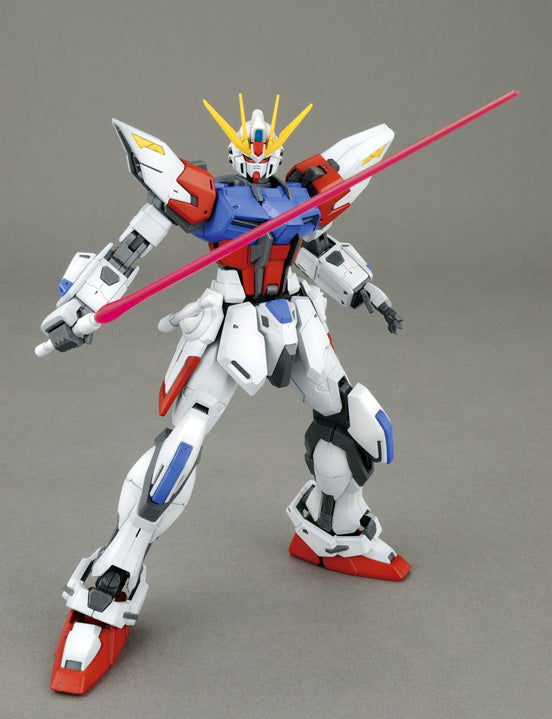 GUNDAM - MG 1/100 - Strike Gundam Full Pack